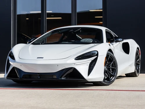 
           
        2024 McLaren ARTURA TECHLUX