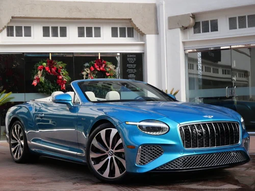 
           New 
        2026 Bentley Continental GTC Azure