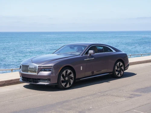 
           New 
        2025 Rolls-Royce Spectre .