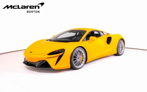 
           New 
        2026 McLaren Artura