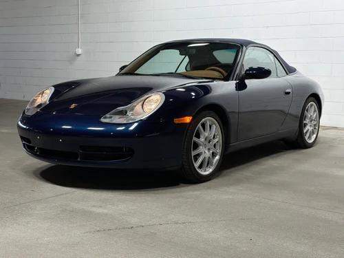 
           
        2000 Porsche 911 Carrera