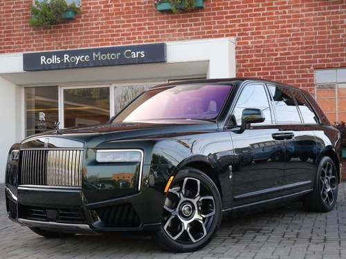 
           New 
        2025 Rolls-Royce Black Badge Cullinan