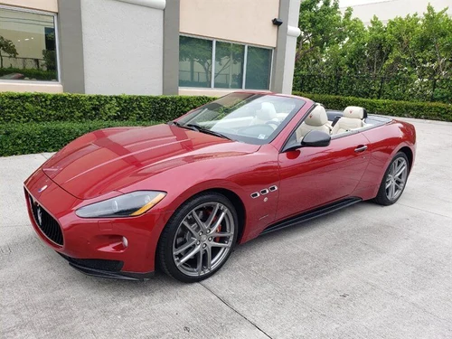 
           
        2012 Maserati GranTurismo Sport