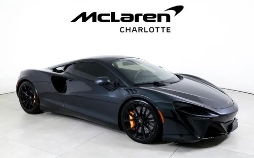 
           
        2023 McLaren Artura