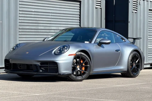 
           
        2025 Porsche 911 Carrera