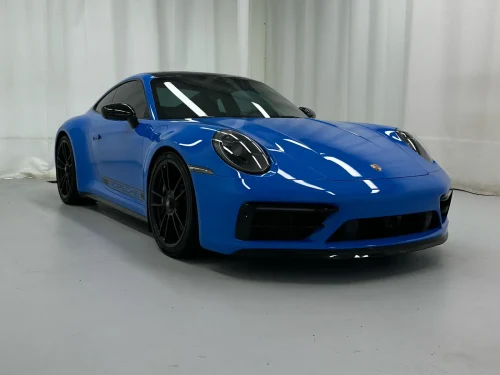 
           
        2022 Porsche 911 Carrera 4 GTS
