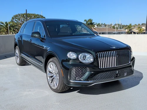 
           New 
        2025 Bentley Bentayga Azure