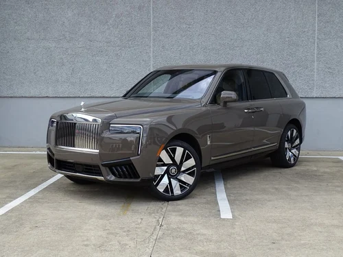 
           New 
        2026 Rolls-Royce Cullinan