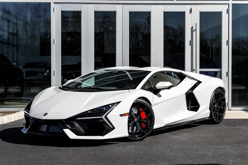 
           New 
        2026 Lamborghini Revuelto