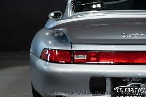 
           
        1996 Porsche 911