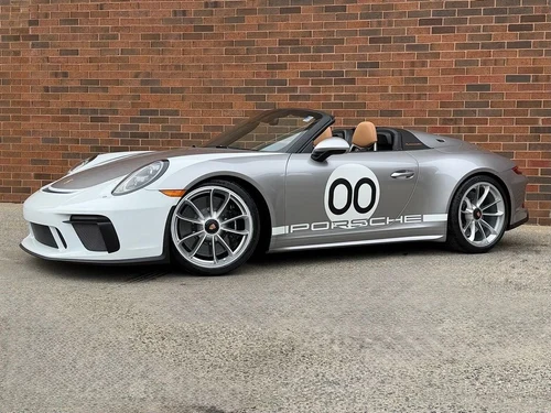 
           
        2019 Porsche 911 Speedster