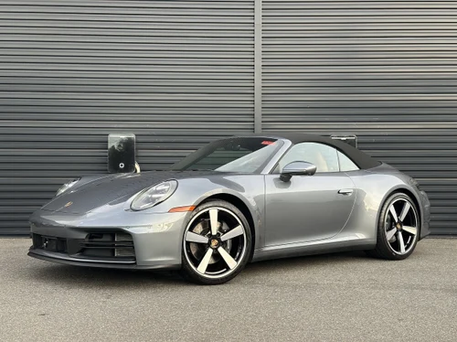 
           
        2025 Porsche 911 Carrera