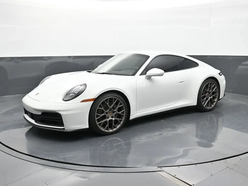 
           
        2025 Porsche 911 Carrera
