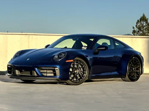 
           
        2024 Porsche 911 Carrera GTS