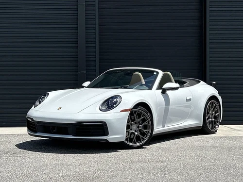 
           
        2020 Porsche 911 Carrera
