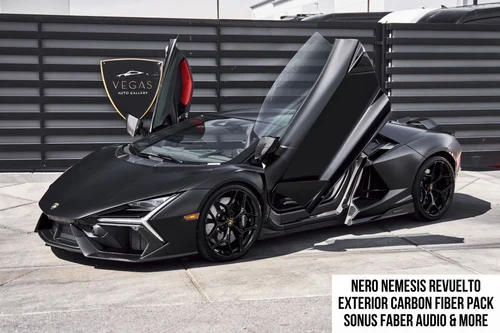 
           
        2025 Lamborghini Revuelto Base