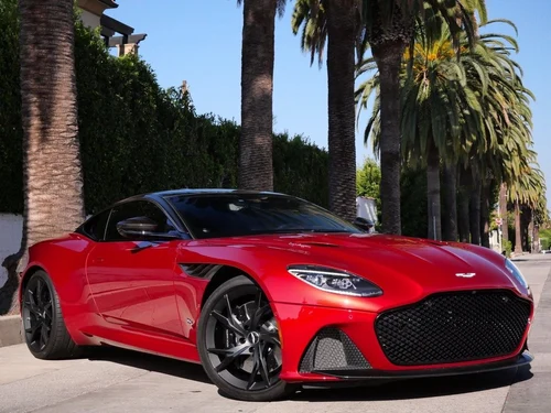 
           
        2019 Aston Martin DBS Superleggera