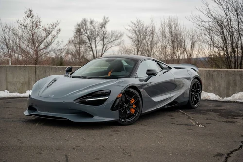 
           New 
        2026 McLaren 750S