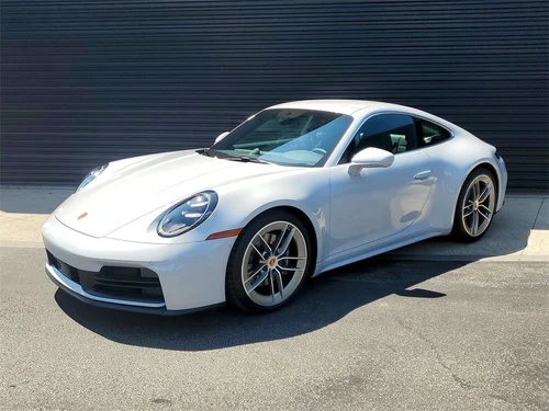2025 Porsche 911 Carrera