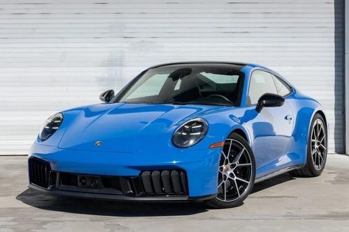 
           
        2025 Porsche 911 Carrera 4 GTS