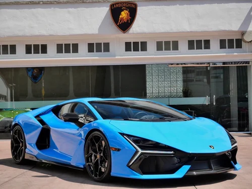 
           
        2024 Lamborghini Revuelto