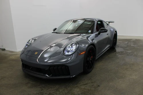 
           
        2026 Porsche 911 Carrera GTS