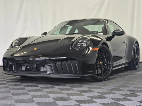 
           New 
        2026 Porsche 911 Carrera 4 GTS