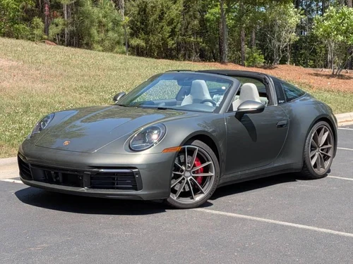 
           
        2023 Porsche 911