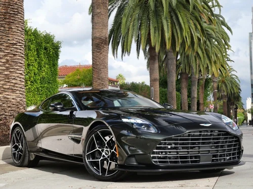 
           New 
        2025 Aston Martin Vanquish V12