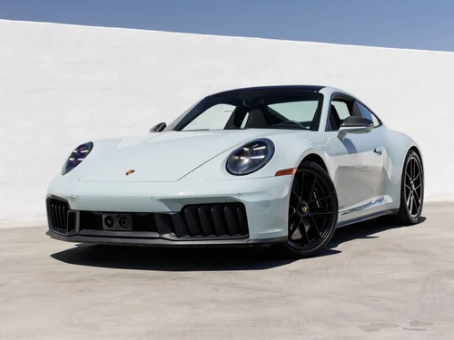 
           
        2025 Porsche 911 Carrera 4 GTS