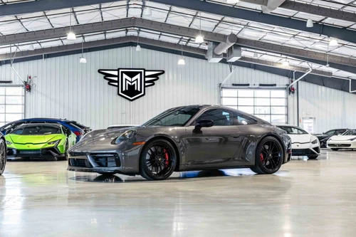 
           
        2024 Porsche 911