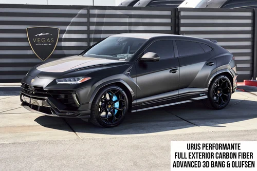 
           
        2024 Lamborghini Urus Performante