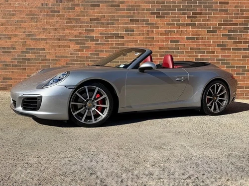 
           
        2019 Porsche 911 Carrera 4S