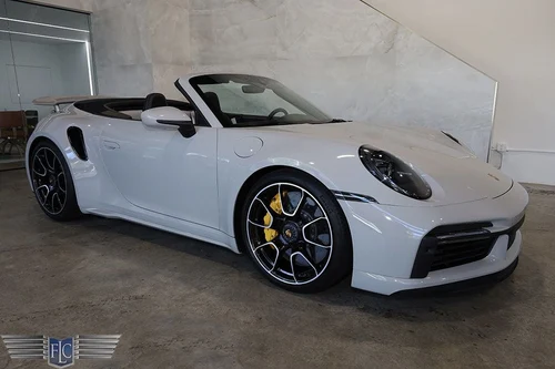 
           
        2021 Porsche 911