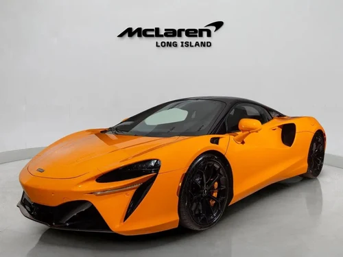 
           
        2023 McLaren Artura