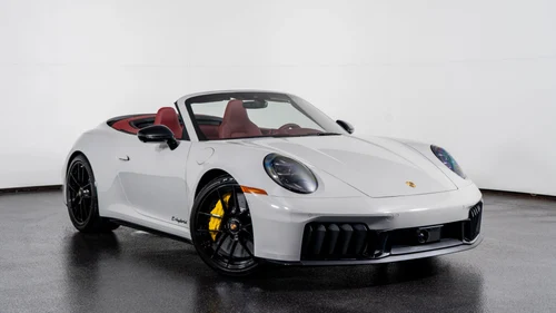 
           
        2025 Porsche 911