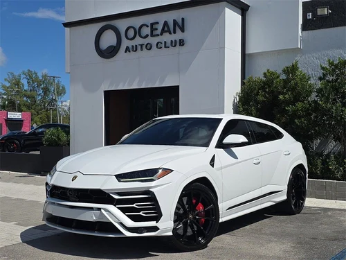 
           
        2022 Lamborghini Urus