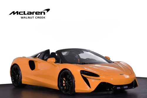 
           New 
        2026 McLaren ARTURA SPIDER