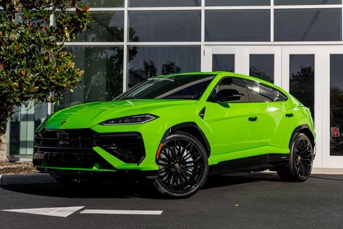 
           New 
        2025 Lamborghini Urus SE