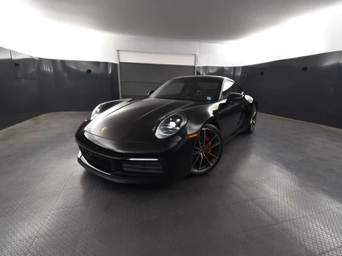 
           
        2021 Porsche 911