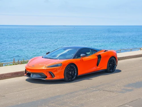 
           New 
        2025 McLaren GTS Coupe