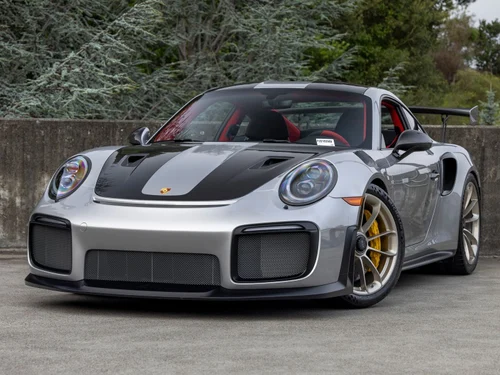 
           
        2018 Porsche 911 GT2 RS