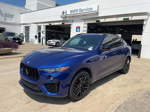 
           
        2021 Maserati Levante Base