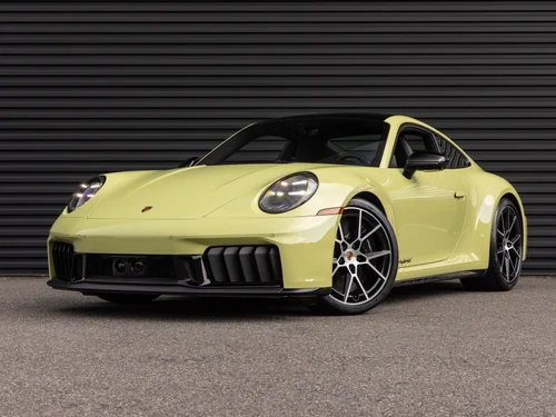 
           
        2025 Porsche 911 Carrera GTS