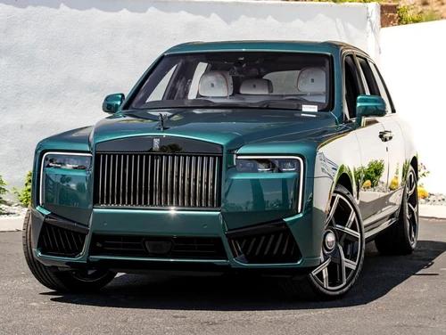 
           New 
        2027 Rolls-Royce Black Badge Cullinan