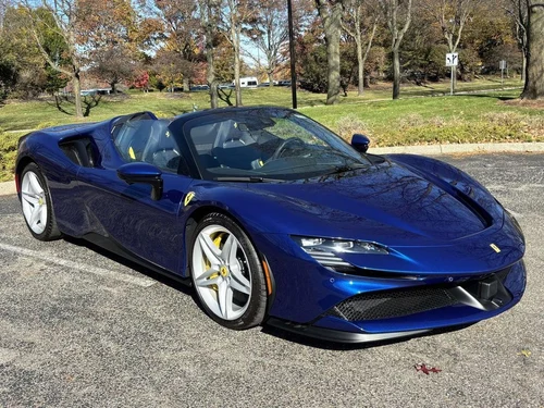 
           
        2024 Ferrari SF90 Spider