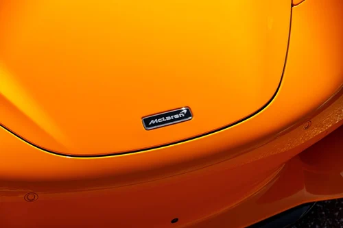 
           New 
        2026 McLaren 750S Spider