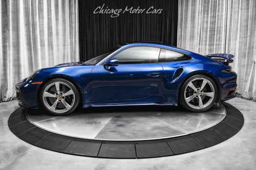
           
        2024 Porsche 911