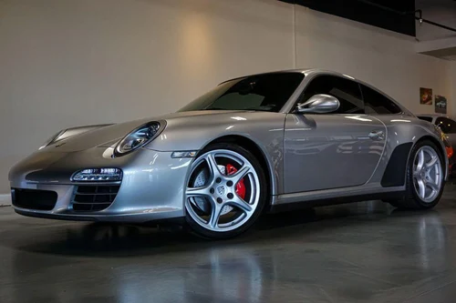 
           
        2012 Porsche 911