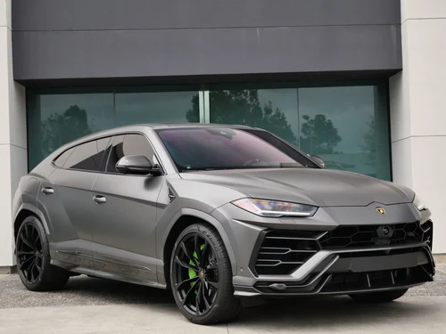 
           
        2021 Lamborghini Urus